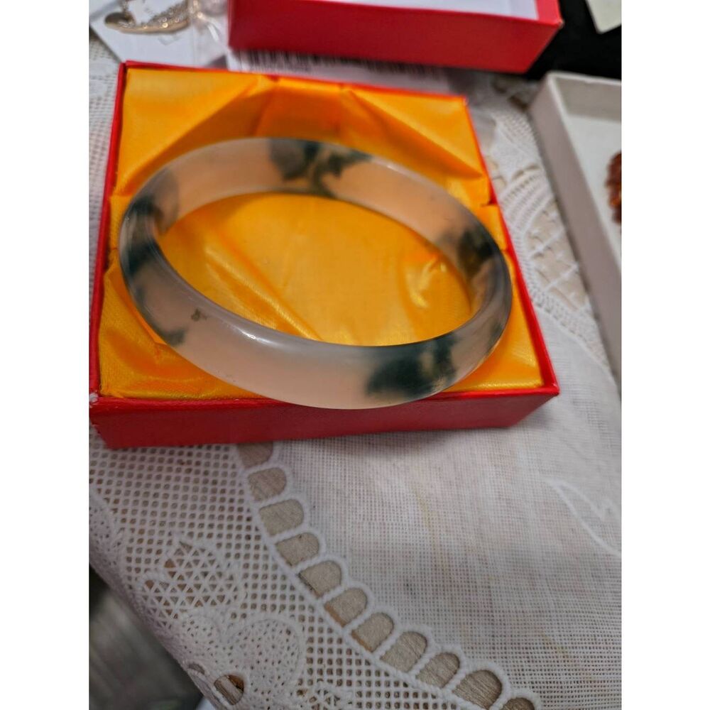 Real Lucky agate bangle - Picture 1 of 2